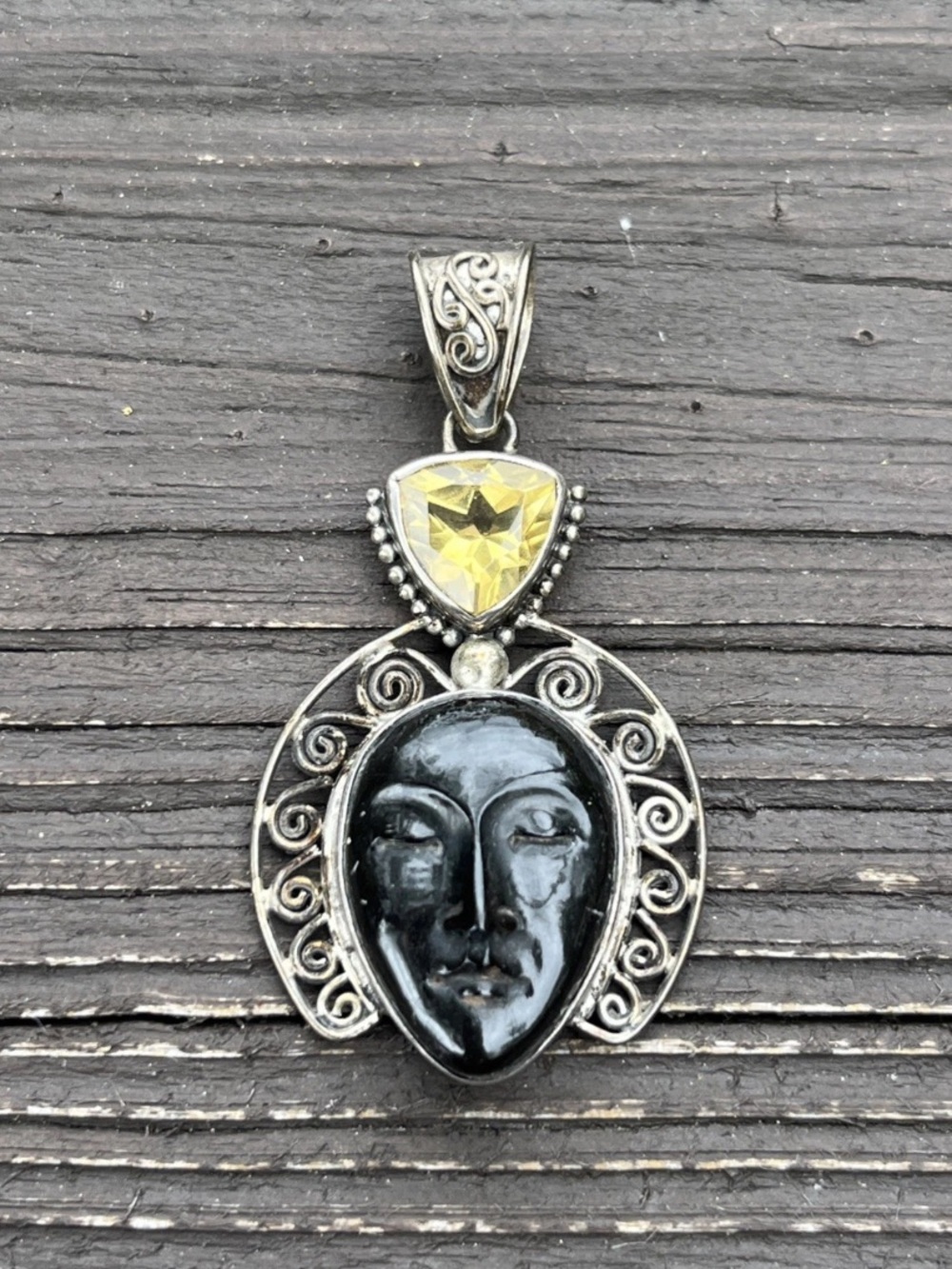 Vintage 925 Sterling Silver Carved Face Gemstone Onyx Pendant